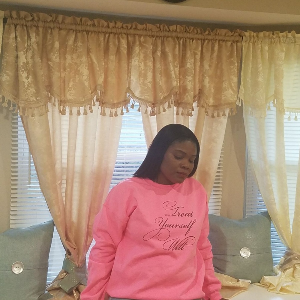 Sweatshirt - Picture 3 of 4